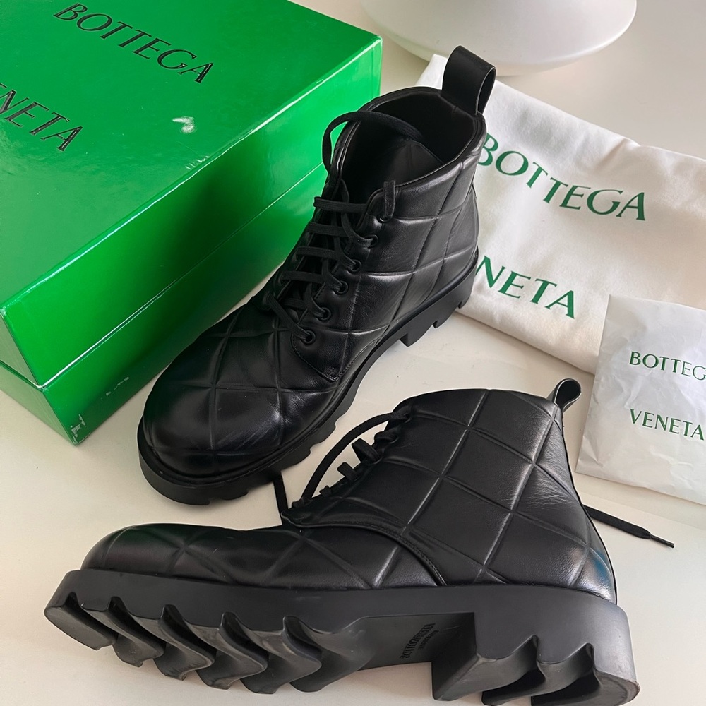 Bottega Veneta Black Quilted Lace-Up Boots